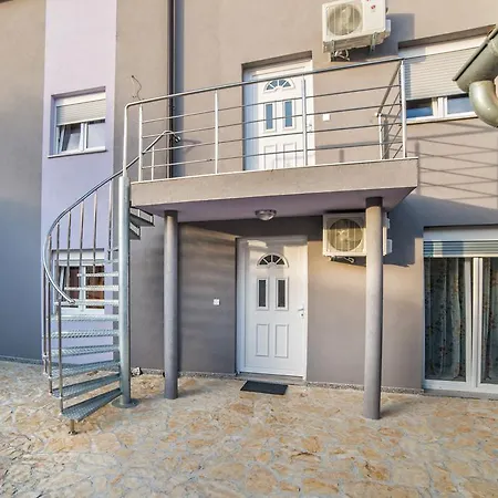Apartamento Sandra 1086